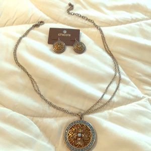 Necklace and earrings set